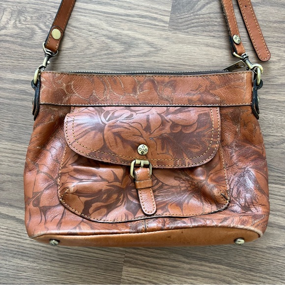 Patricia Nash Handbag - Picture 3 of 12